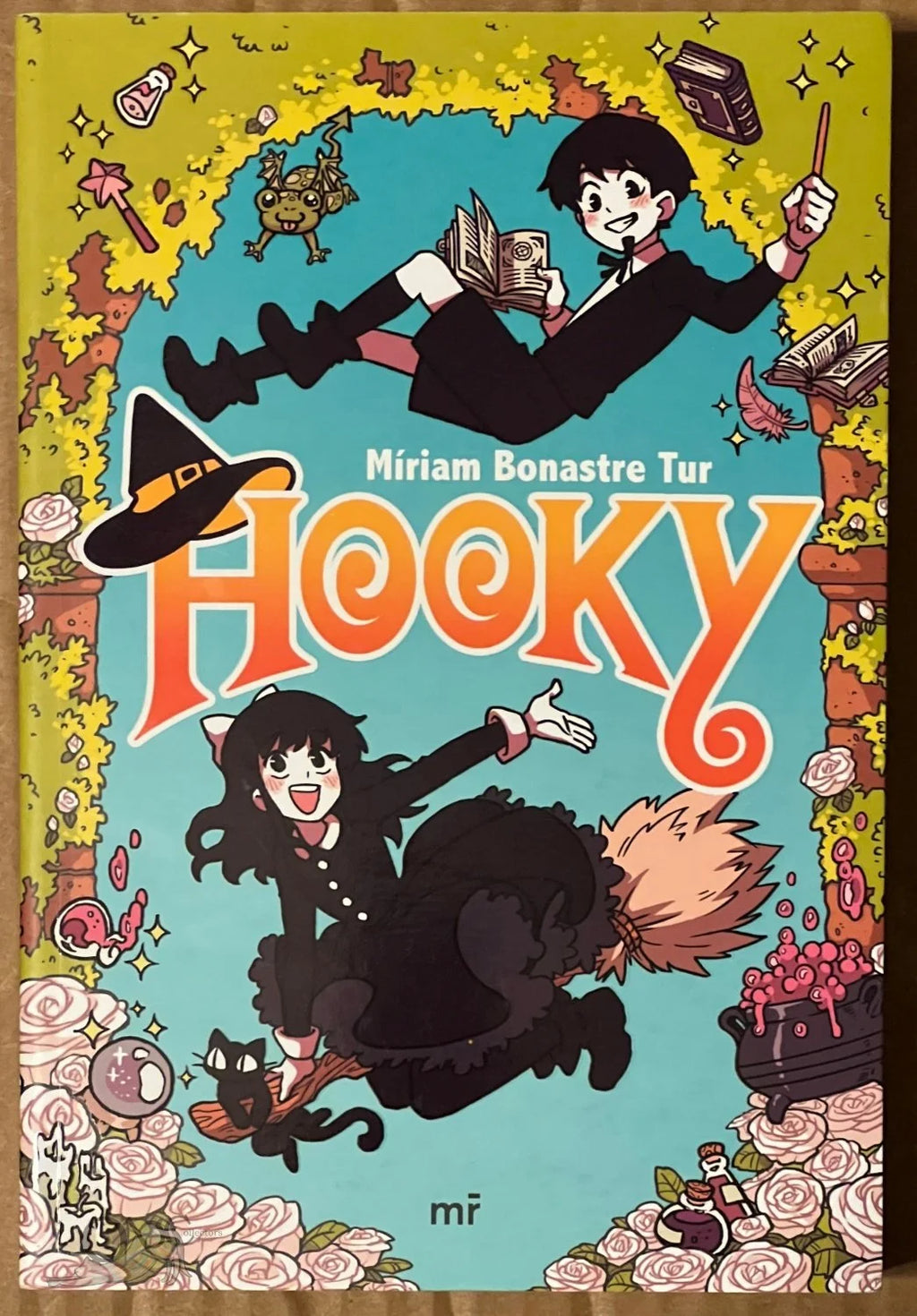 Hooky Volume 1 by Miriam Bonastre Tur (Spanish)